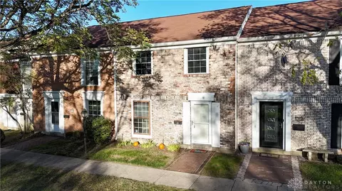 1308 Rona Village Blvd, Fairborn, OH 45324
