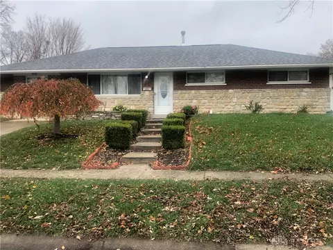 5881 Traymore Dr, Dayton, OH 45424