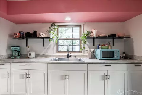 Kitchen - 425 Reames Ave, Springfield, OH 45505 photo 1 of 2