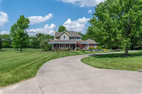 1701 Sutts Trl, Xenia, OH 45385