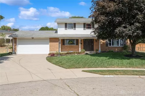 1237 Glenview Ct, Fairborn, OH 45324