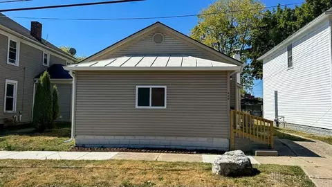 620 S Roosevelt Ave, Piqua, OH 45356