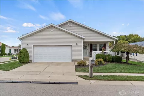 515 Park Hills Xing #5, Fairborn, OH 45324