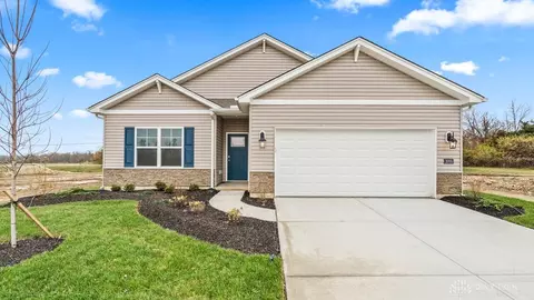 2005 Snowy Ln, Oxford, OH 45056