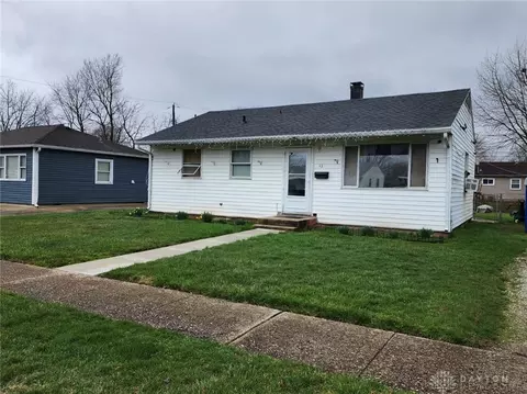 43 Diana Ln, Fairborn, OH 45324