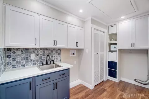 2211 N Hadley Rd, Springfield, OH 45505 photo 9