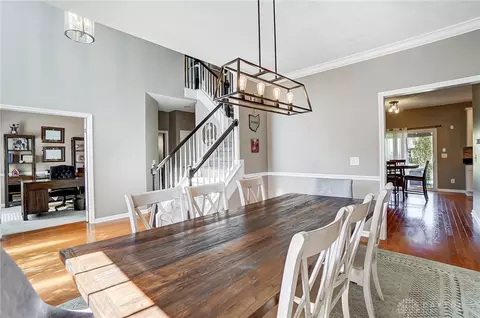 Dining - 270 Diamond Dr, Centerville, OH 45458 photo 1 of 6