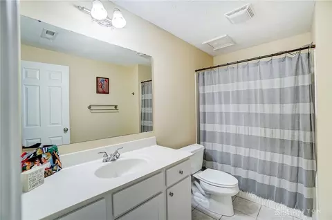 Bath - 270 Diamond Dr, Centerville, OH 45458 photo 10 of 10