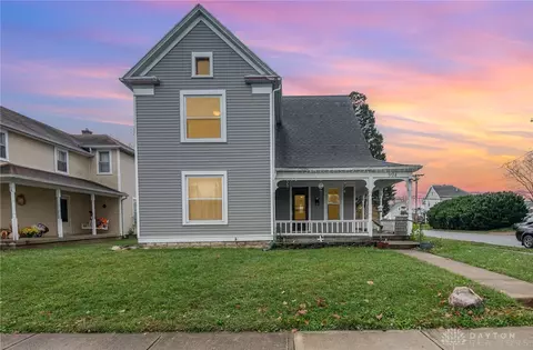 904 E Franklin St, Troy, OH 45373