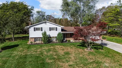2157 Northern Dr, Dayton, OH 45431