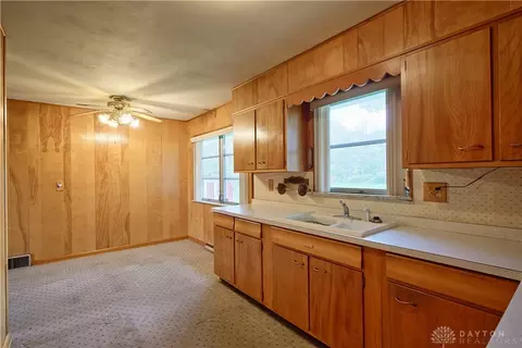 2971 Sun Valley Dr, Springfield, OH 45505 photo 9