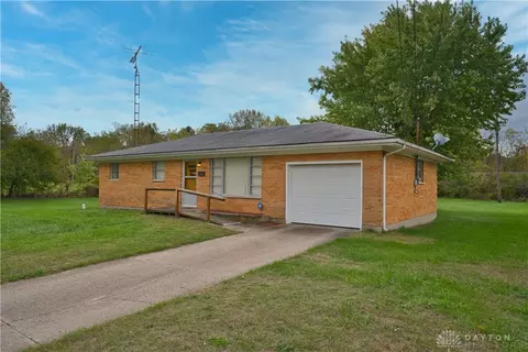 2971 Sun Valley Dr, Springfield, OH 45505 photo 2