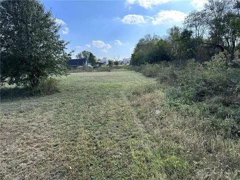 5437 Fowler Rd, Springfield, OH 45502 photo 2