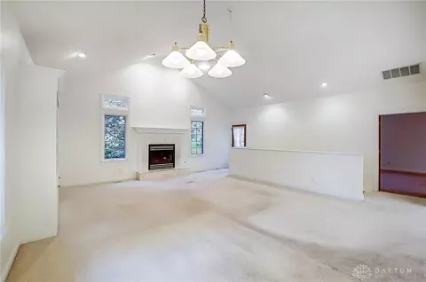 5657 Stone Lake Dr, Centerville, OH 45429 photo 13