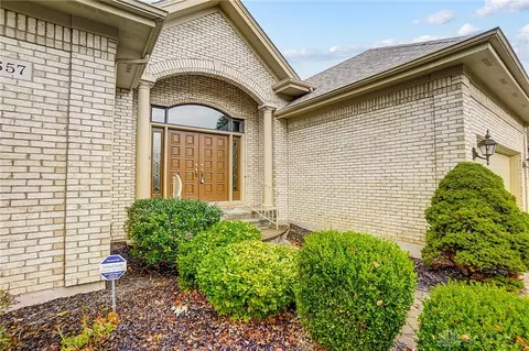 5657 Stone Lake Dr, Centerville, OH 45429 photo 3