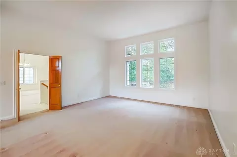 5657 Stone Lake Dr, Centerville, OH 45429 photo 7