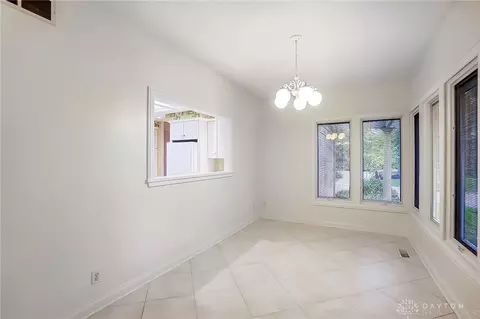 5657 Stone Lake Dr, Centerville, OH 45429 photo 11