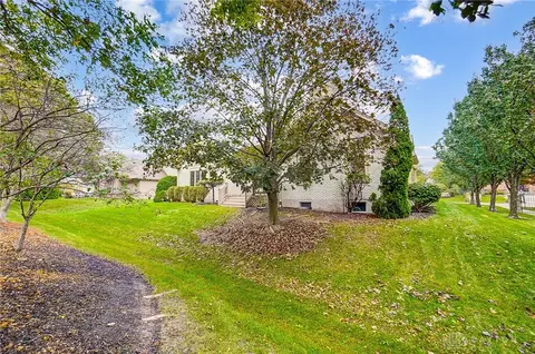 5657 Stone Lake Dr, Centerville, OH 45429 photo 35