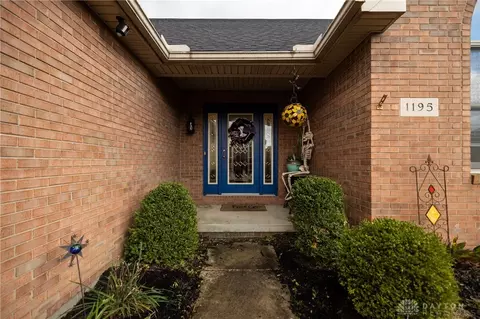 1195 Kingsgate Rd, Springfield, OH 45503 photo 3