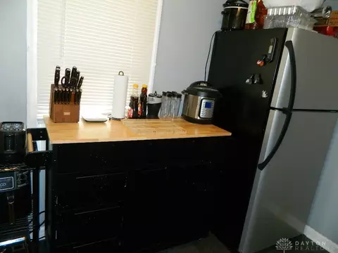 Kitchen - 1312 Malden Ave, Springfield, OH 45504 photo 1 of 2