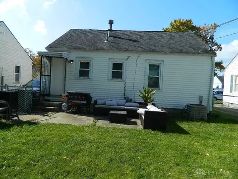 Exterior - 1312 Malden Ave, Springfield, OH 45504 photo 4 of 5