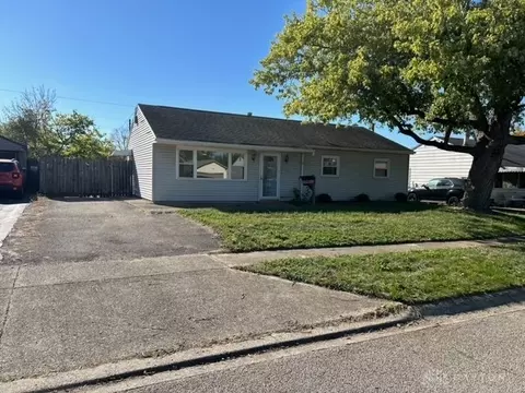 1627 Catskill Ln, Dayton, OH 45432
