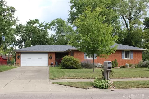 437 Wilson Park Dr, West Carrollton, OH 45449