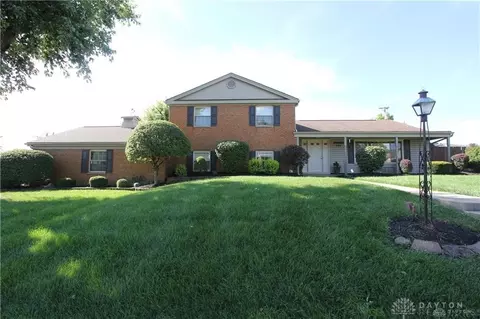 424 Blue Jay Dr, Vandalia, OH 45377