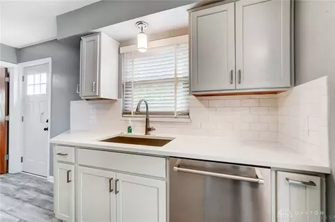 2960 Oakland Ave, Kettering, OH 45409 photo 9