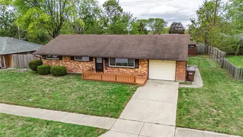 1855 Owendale Dr, Dayton, OH 45439