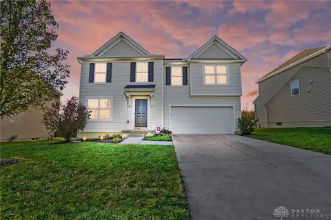 2098 Prairie Clover Dr, Lebanon, OH 45036