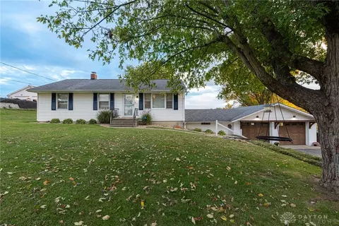 126 Hoskins Rd, Wilmington, OH 45177