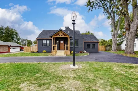 Exterior - 2725 Troy Rd, Springfield, OH 45504 photo 3 of 11