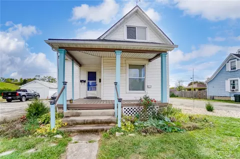 108 E Dayton Dr, Fairborn, OH 45324