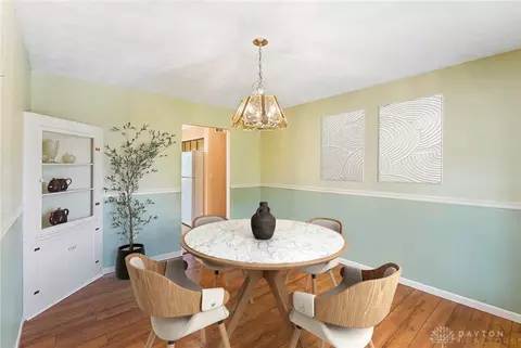 Dining - 4825 Peacock Rd, Springfield, OH 45502 photo 1 of 1