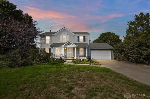 4825 Peacock Rd, Springfield, OH 45502