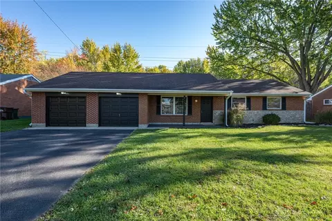 1231 Joyce Dr, Xenia, OH 45385