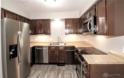 492 Maple Circle Dr #41, Springdale, OH 45246 photo 18