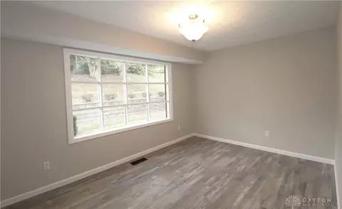 492 Maple Circle Dr #41, Springdale, OH 45246 photo 7