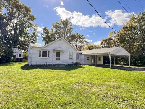 6622 Walnut St, Tipp City, OH 45371