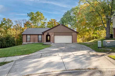 2209 Julie Ter, Reading, OH 45215