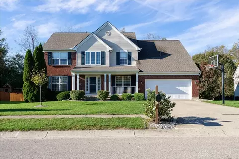 45 W Waterbury Dr, Springboro, OH 45066