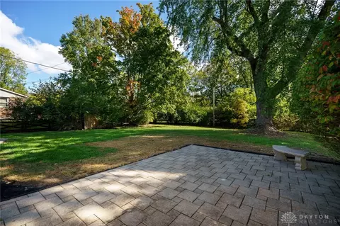 360 Clareridge Ln, Centerville, OH 45458 photo 29