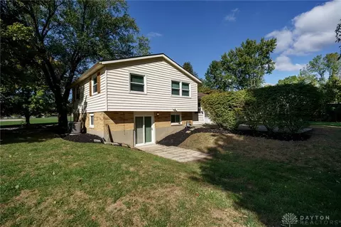 360 Clareridge Ln, Centerville, OH 45458 photo 31