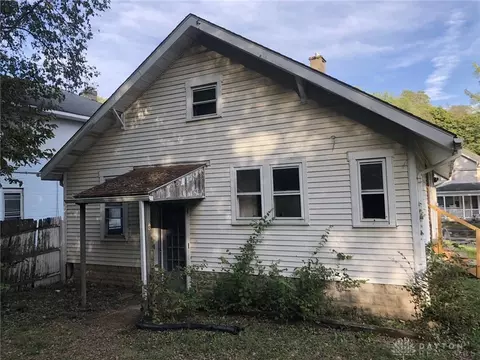 1573 Karr St, Springfield, OH 45503 photo 4