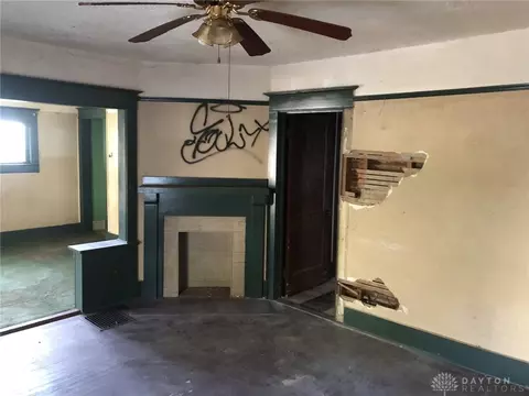 1573 Karr St, Springfield, OH 45503 photo 9