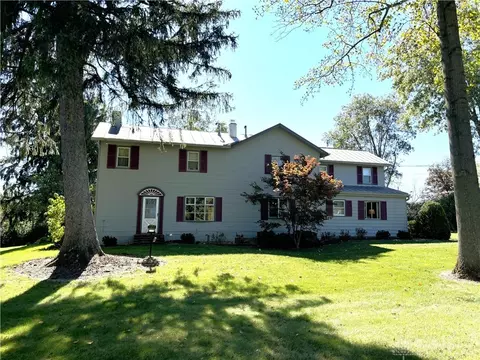 10290 Old Dayton Rd, New Lebanon, OH 45345