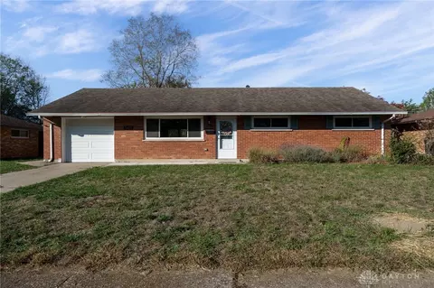 1621 Hillwood Dr, Kettering, OH 45439