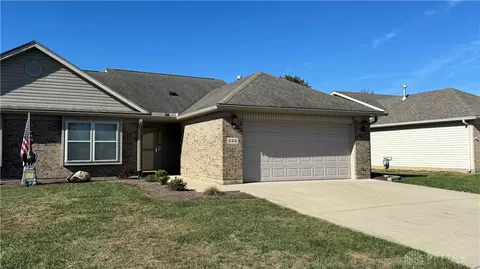 526 Kathys Way, Xenia, OH 45385