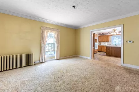 Living - 675 E State Route 73, Springboro, OH 45066 photo 3 of 3